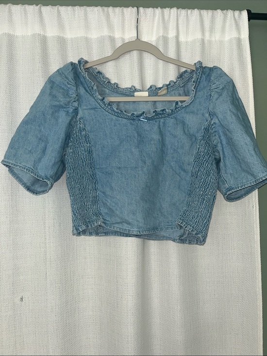 Levi's Tops - Levi's Light Blue Denim Smocked Crop Top